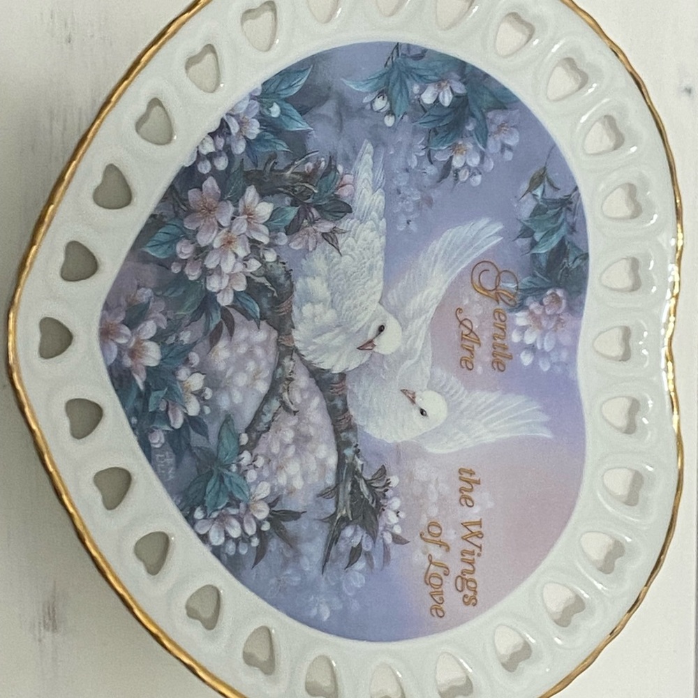 Vintage (1997) heart-shaped porcelain plate with doves.
